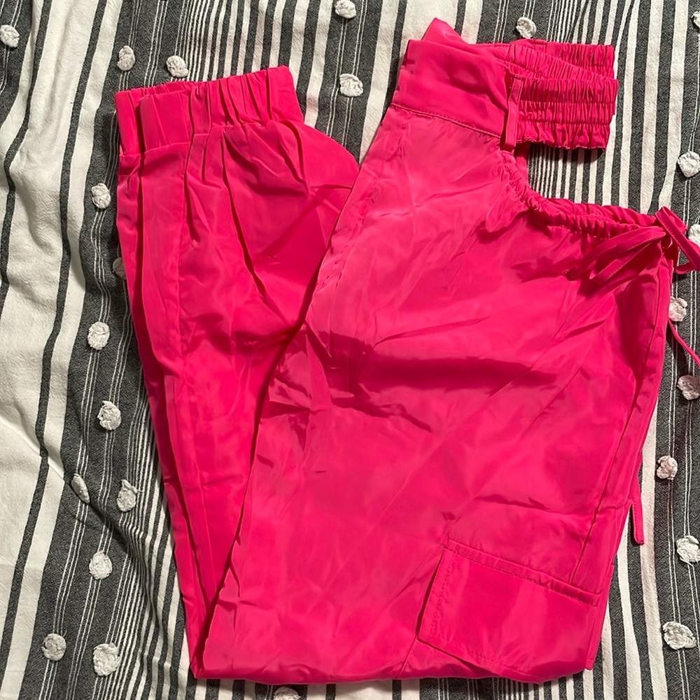 NWT! SHEIN SXY Hot Pink Cut Out Waist Flap Pocket Cargo Pants (S)